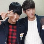 <b>동반</b> 엠씨 봤던 김우빈박형식