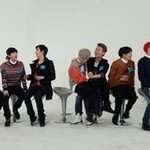 [블락비] 지금쯤꿀벌들은취침시간??그사이사진<b>투척</b>하고가껭