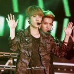 [exo] ㅋㅋㅋ미친 크리스 손ㅋㅋㅋ(멤버별비교짤)