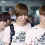 [exo] <b>세후</b>니 팔뚝 손에 쥔 찬열이