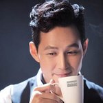 달콤과 <b>살벌</b>을 넘나드는 이정재!! 프렌치카페광고속 달콤한 모습도...