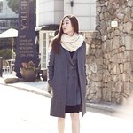 김효진, <b>일상</b>도 화보가 따로 없네 ‘유부녀 맞아?’