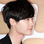 [이종석] 김우빈 절친 이종석, 김보성 못지않은 <b>의리</b> 과시!