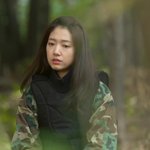 [알려주세요] 박신혜 <b>운동</b>화