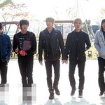 파파라치 붙어도 의식 안 하는 엠블랙ㅋㅋㅋ