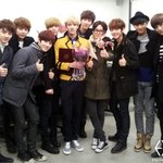 [exo] 너네 졸업식 온 <b>남사친들</b>