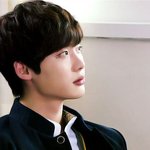 [이종석] 모든 팬 여러분님들 엔터톡에 엑소글로 <b>도배</b>되있어서 짜증나시죠?