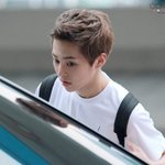 [EXO] 시우민대학생훈남같이나옴
