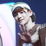 [EXO] 엑소에서 제일 <b>입꼬리</b>쩌는애