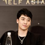 [빅뱅] 누가 <b>승리</b>가 못생겼다 했던가