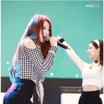 <b>검스</b>가 가장 잘 어울리는 여자아이돌.jpg