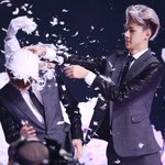 [비상대피소] 김준면 <b>깃털</b>짤 고화질