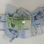 홍대에서 <b>사다리차</b>로 돈 뿌리는 거 하는데 나 5만원 넘게 주웠음...