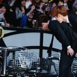 [EXO] 지디랑 <b>인사</b>하는 시우민 