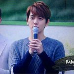 [EXO] 백현 어깨