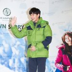 김수현이 떴다! 빈폴아웃도어 <b>스키</b>도우2 입은 김수현 사인회에선 어떤...