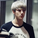 [<b>비상구</b>] 세훈아ㅠㅠ