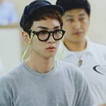 男아이돌 <b>공항</b> 안경 패션 모음