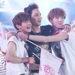 [EXO] 아....<b>이</b>중에서 제일 <b>형</b>이라니..