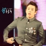[아이돌] 귀여운 '아기<b>배</b>'자랑하는 아이돌