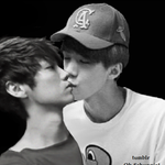 [EXO] 세루 <b>키스</b>짤 풀어드림