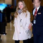 한국에 온 아만다 사이프리드