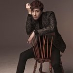 멋지긴 한데 왠지 웃음 나는 정일우 최근 화보