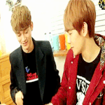 [EXO] 백현이 자기가 <b>지고</b>는 종대 때리기