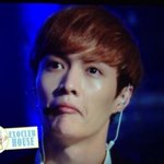 [비상대피소] 옜날에 엑소본명듣고