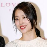 [설리] 설리 기사사진 수준봐라