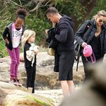 요트 여행 떠난 브란<b>젤리</b>나네 가족