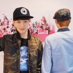 [시우민] 사진찾을때 <b>포털</b>사이트에 검색하면 안되는 이유