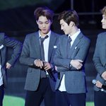 [카이] <b>형아</b>나아까넘어쳐서여기다쳤어