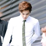 [카이] 종인이는 시계 안<b>차나</b>??