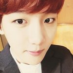 [EXO] 백현이가얼굴이진짜조그맣긴하드라