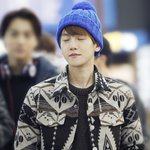 [백현] 이날 <b>패션</b> 귀여워