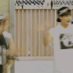 [시우민] 민석이를 <b>배웅</b>하는 크리스