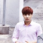 [카이] 나 꿈에서 종인이 미국에 <b>유학</b>가는 꿈꿨다
