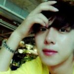 <b>이</b> 사람 누군지 <b>알</b> 수 있을까요?