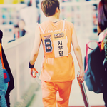 [시우민] 12월 5일날 길가다 마주친 시우민 !!!!!!