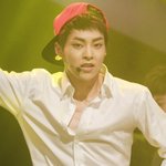 [EXO] 시우민 이사진 <b>남성적</b>임