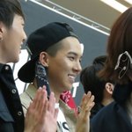 [EXO] 똑같이 데뷔전 짤 비교해줄게