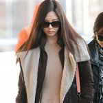 서현의 화이트 스키니핏