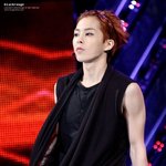 [시우민] 쇼<b>비즈</b>코리아에서 용된 스타 투표를 했나봐