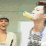 [시우민] 민석이 표정 진짜 좀 <b>리얼</b>하지 않아?