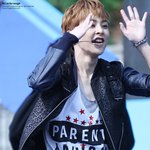 [시우민] 난 <b>아직</b> 무대에서 다른 멤버들이 