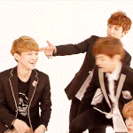 [CHEN] 헐.. ㅇㅏ<b>침</b>에일어나서