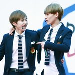 [CHEN] <b>사이</b>좋은 김<b>형제</b>