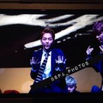 [EXO] 시우민 <b>머리</b> <b>충격</b>