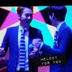 [시우민] 민석이 <b>이마</b>가 참 예뻐 ㅠ ㅠ
